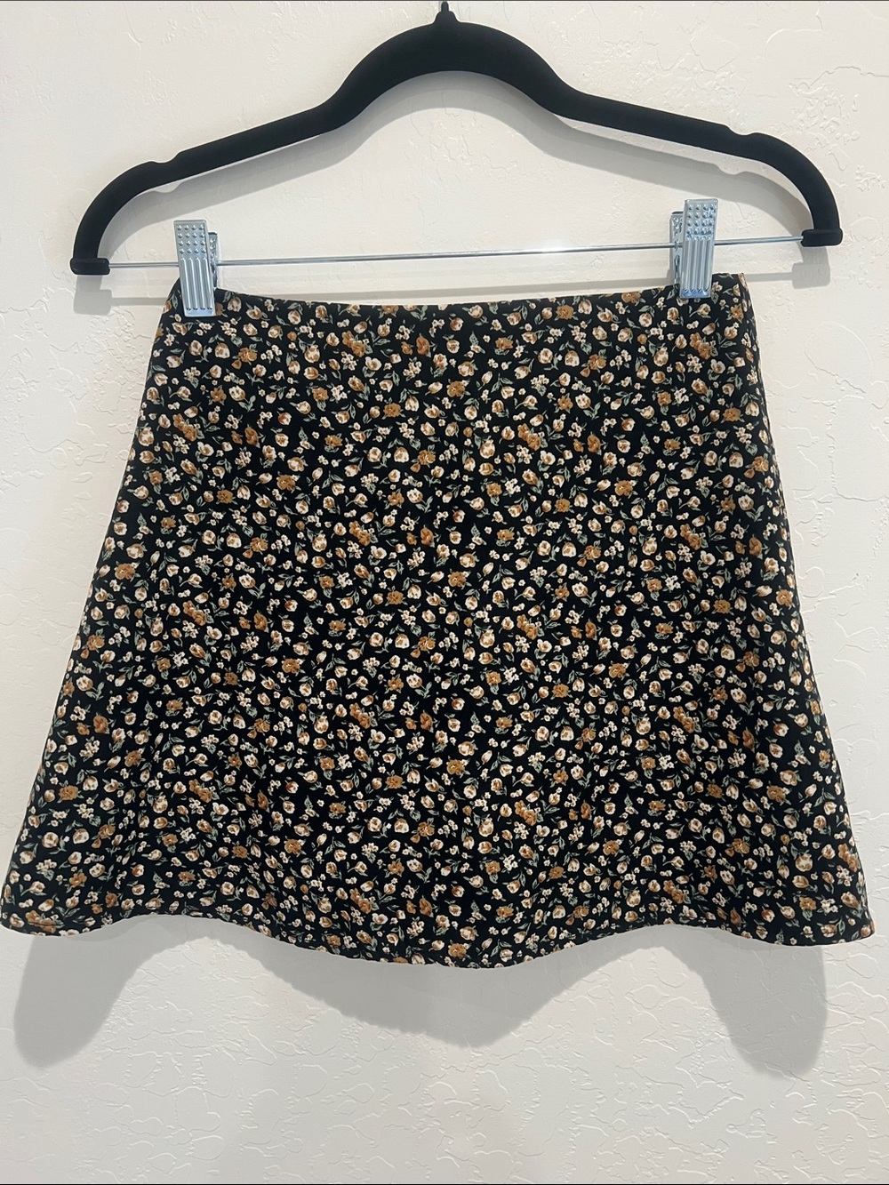 Princess Polly, Women's Floral mini skirt, Size 2